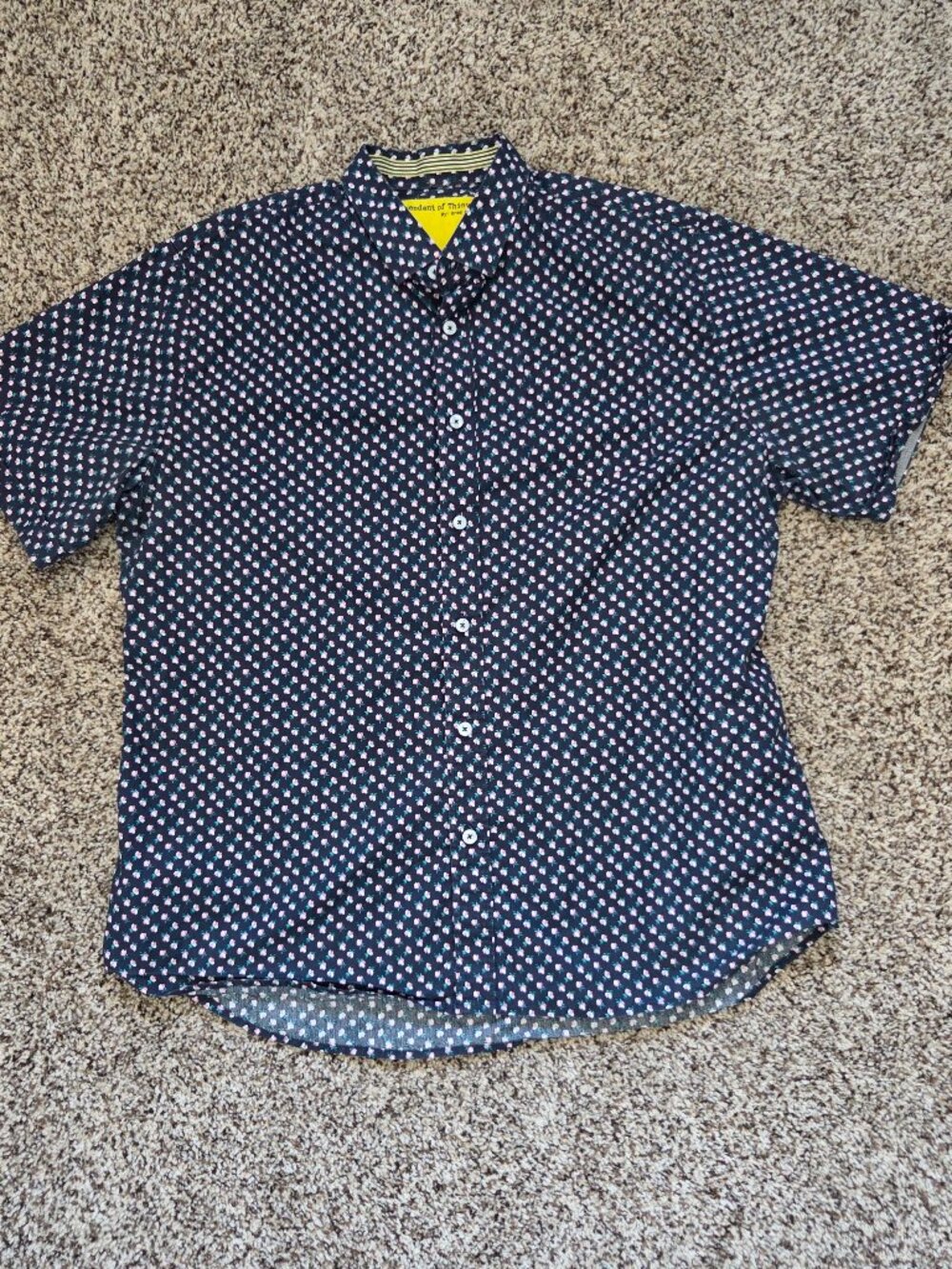 Descendant Of Thieves Shirt Mens XL Navy Blue Floral Short Sleeve Button Up